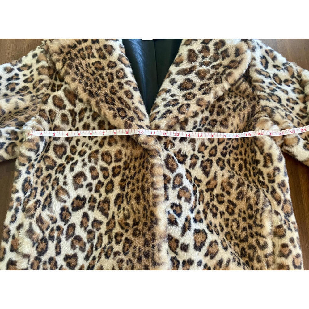 ISSY London Leopard Coat- NWOT- Size Large - Picture 7 of 9